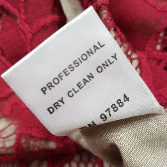 ⛔Tart Lace Mini Skirt Red - Picture 5 of 5